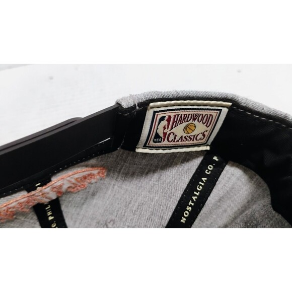 MITCHELL & NESS HARDWOOD CLASSICS SAN ANTONIO SPURS OIL SLICK SNAPBACK CAP HAT - Picture 9 of 9